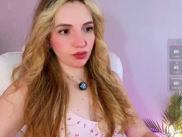 marykiskis live cam on BongaCams