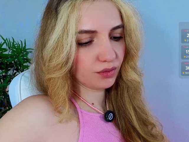 marykiskis live cam on BongaCams