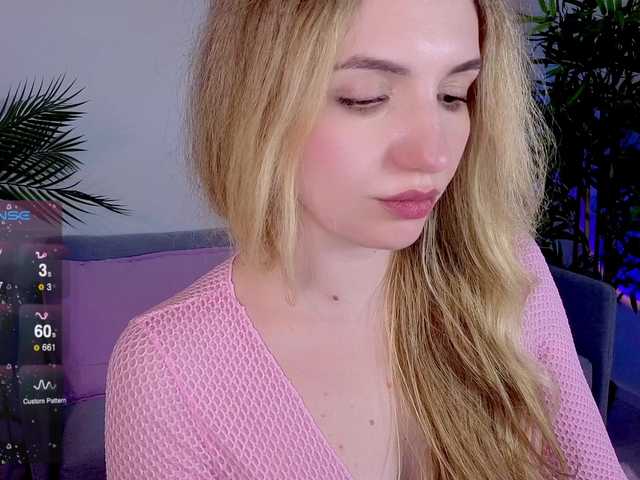 Kris_Baby live webcam show