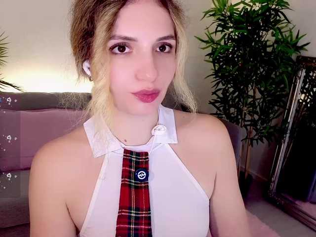 marykiskis live cam on BongaCams