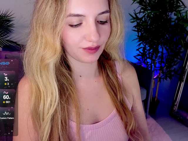 marykiskis live cam on BongaCams