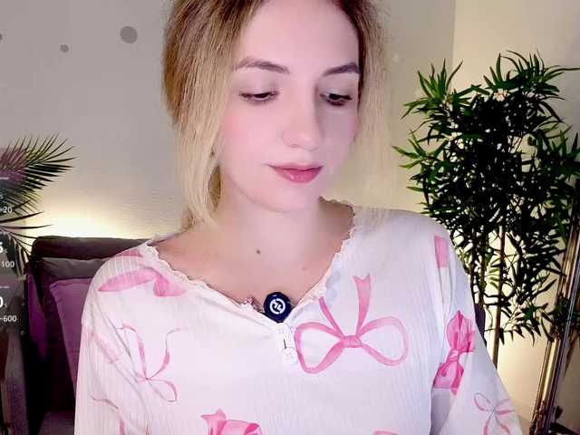 marykiskis live cam on BongaCams