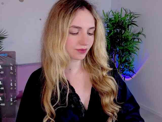 Kris_Baby webcam