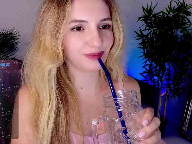Kris_honey webcam