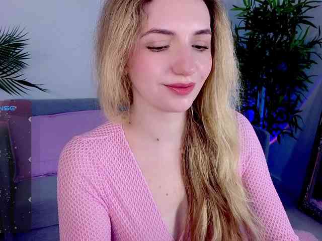 Kris_Baby webcam