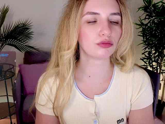 Kris_honey webcam