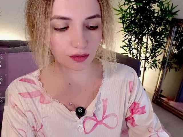 Kris_honey webcam