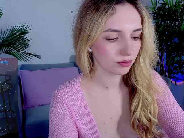 Kris_Baby webcam