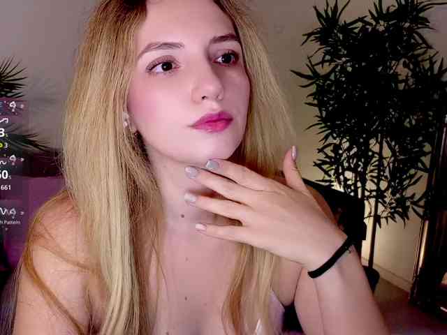 marykiskis Live Webcam on BongaCams
