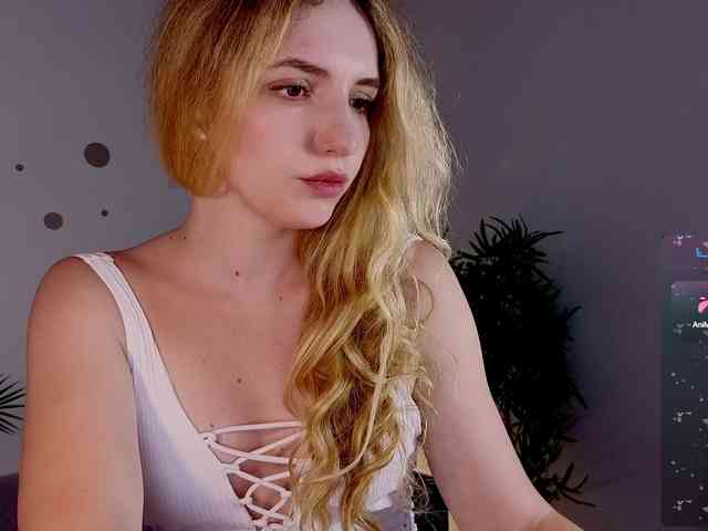 Kris_Cute webcam