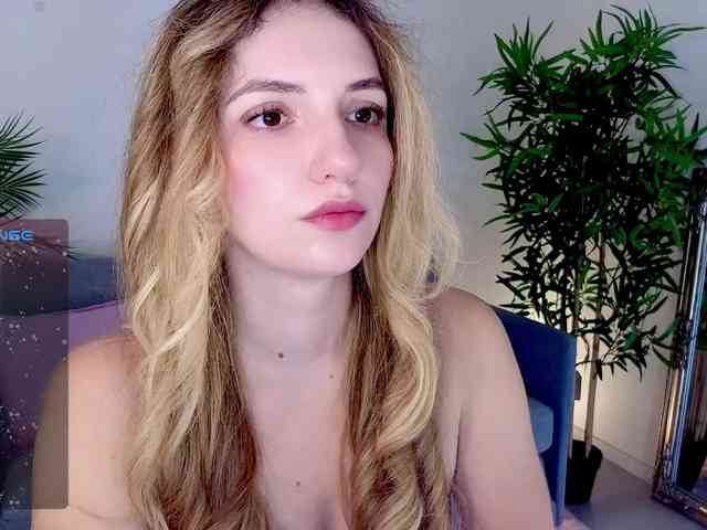 Kris_honey webcam