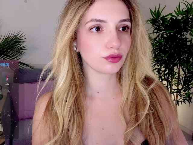 Kris_honey webcam