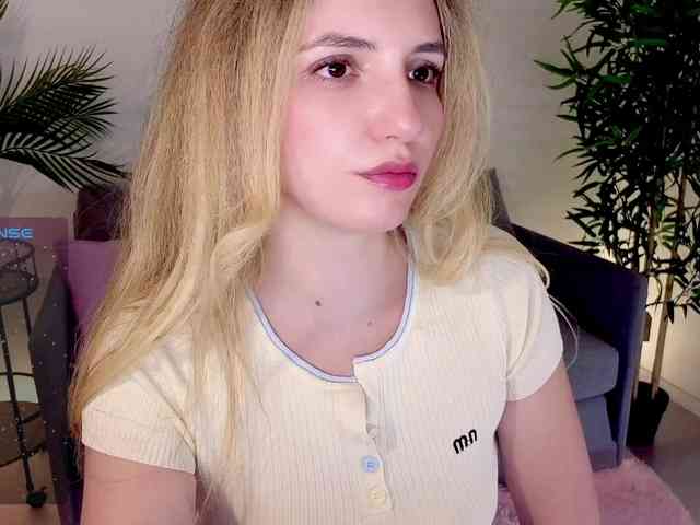 Kris_honey webcam