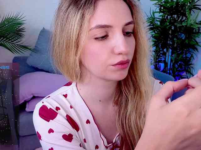 Kris_honey webcam