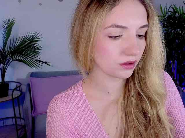 Kris_Baby webcam