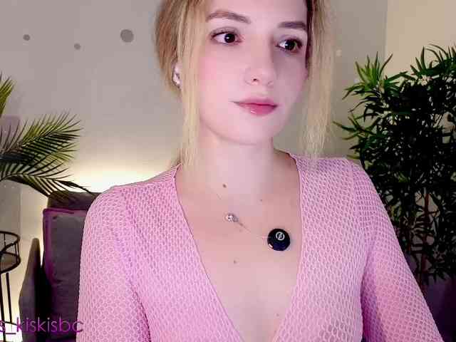 marykiskis Live Webcam on BongaCams
