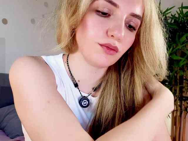 Kris_honey webcam