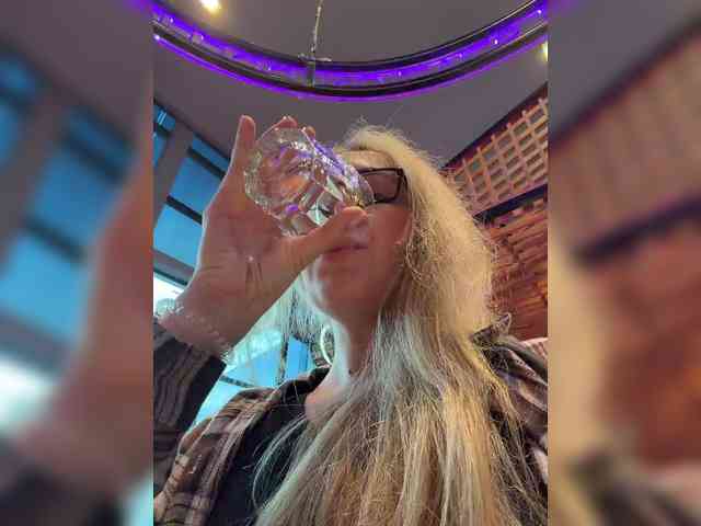 Kris_honey webcam