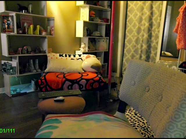 NikkiGlazer live cam preview