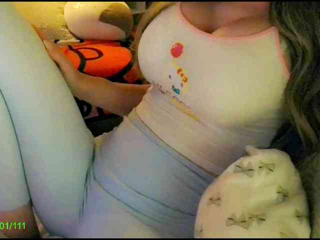 NikkiGlazer webcam