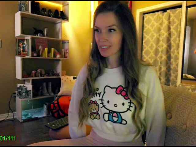 NikkiGlazer webcam