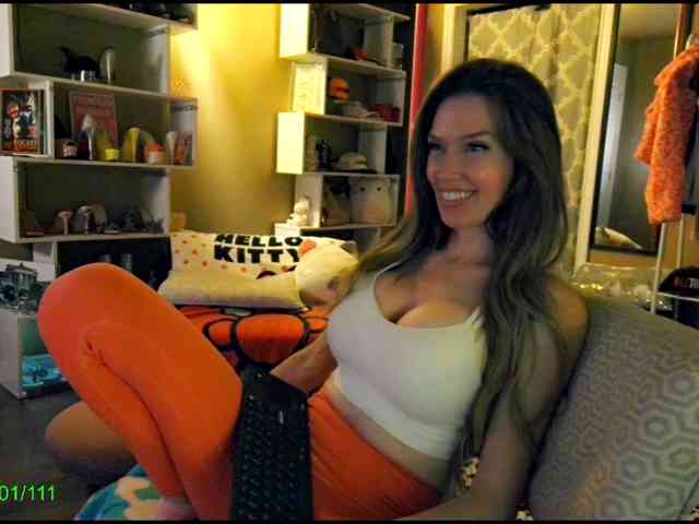 upskirt webcam NikkiGlazer