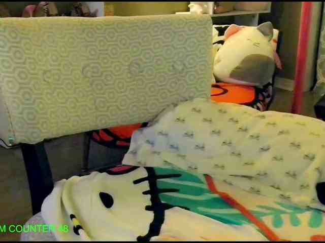 NikkiGlazer webcam