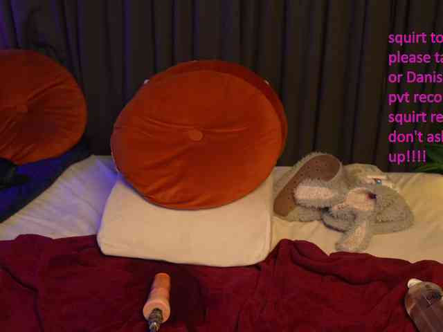 Lacie_Le_Beauty webcam