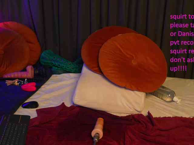 Lacie_Le_Beauty webcam