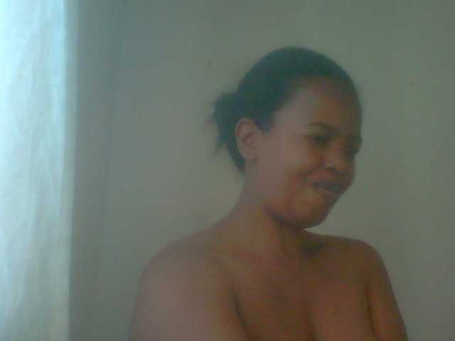 Edwiga live cam on BongaCams