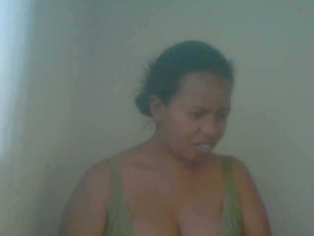 Edwiga live cam on BongaCams