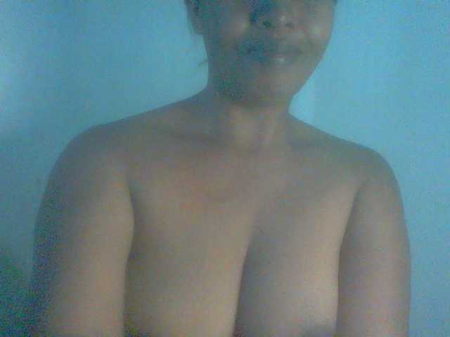 Edwiga live cam on BongaCams