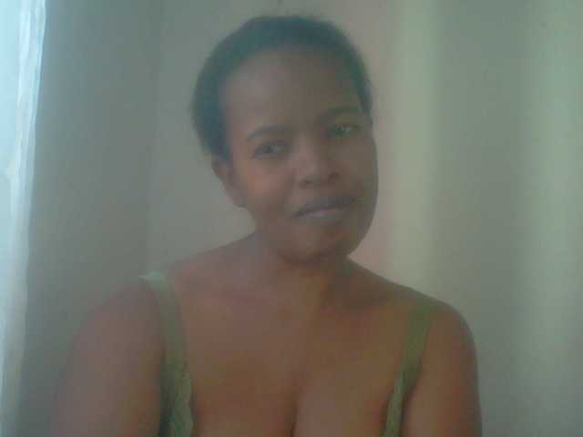 Edwiga live cam on BongaCams