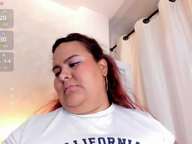 Kimiekaboom live cam on BongaCams
