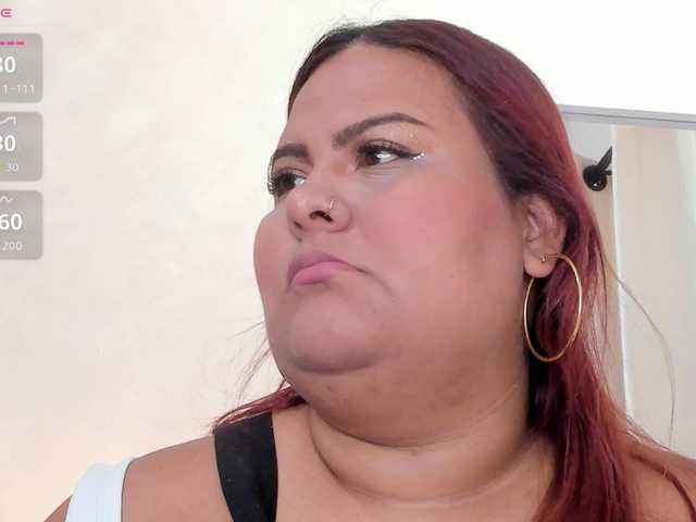 Kimiekaboom live cam on BongaCams
