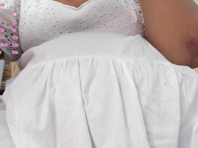 Kimiekaboom live cam on BongaCams