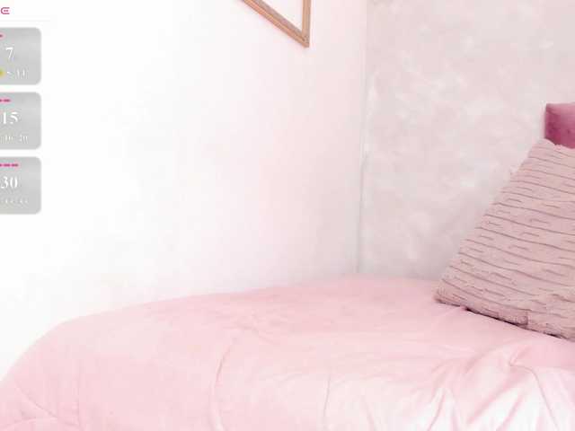 Kimiekaboom live webcam show