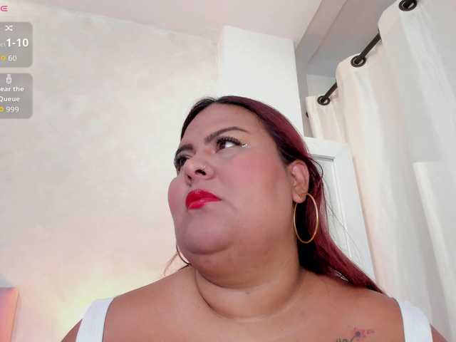 Kimiekaboom live webcam show