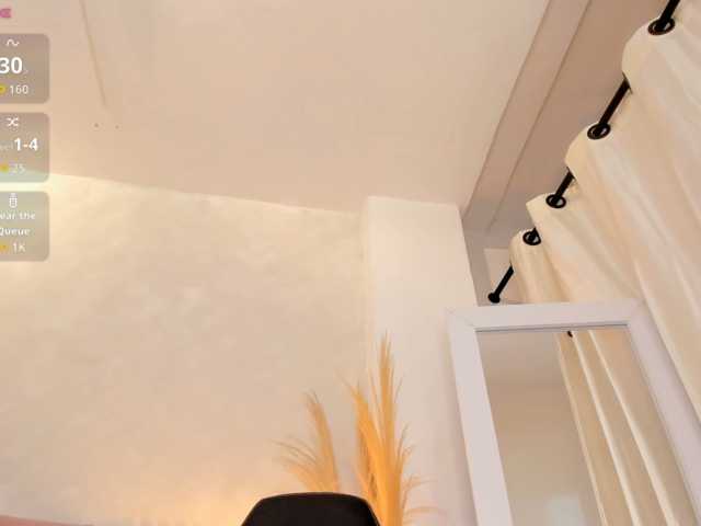 Kimiekaboom live cam on BongaCams