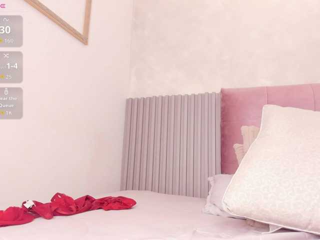 Kimiekaboom live cam on BongaCams