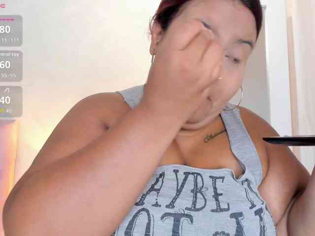 Kimiekaboom webcam