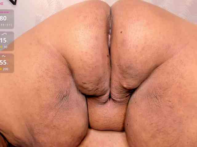 Kimiekaboom webcam