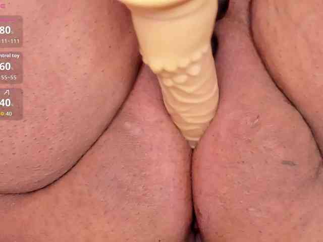 Kimiekaboom webcam