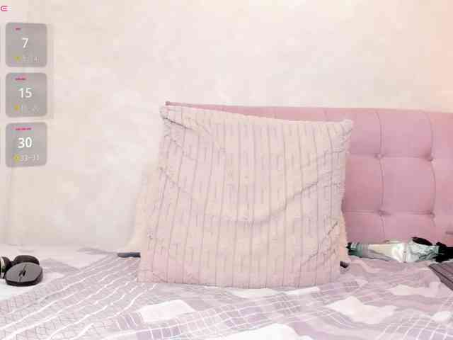 Kimiekaboom webcam