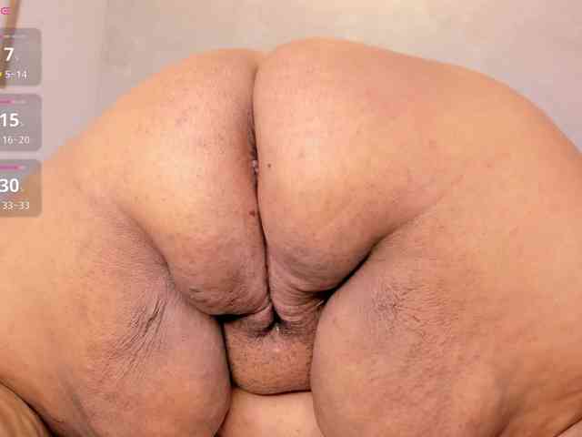 Kimiekaboom webcam