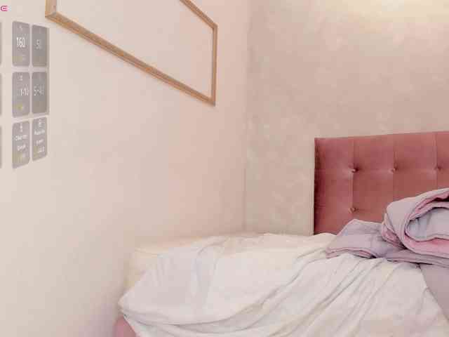 Kimiekaboom webcam