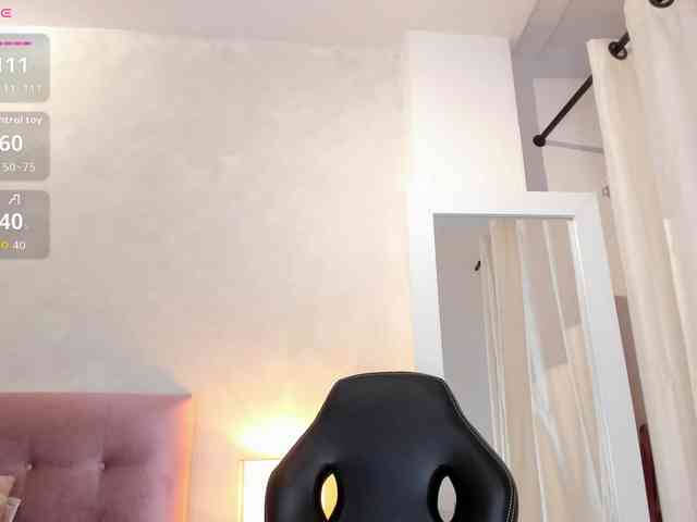 Kimiekaboom webcam