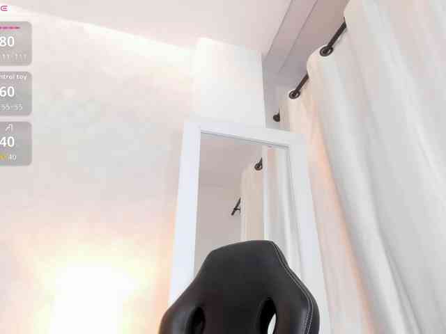 Kimiekaboom webcam