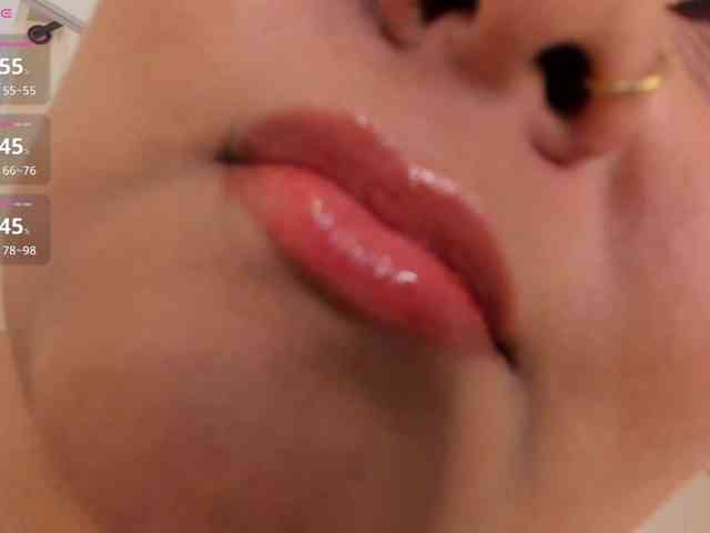 Kimiekaboom webcam