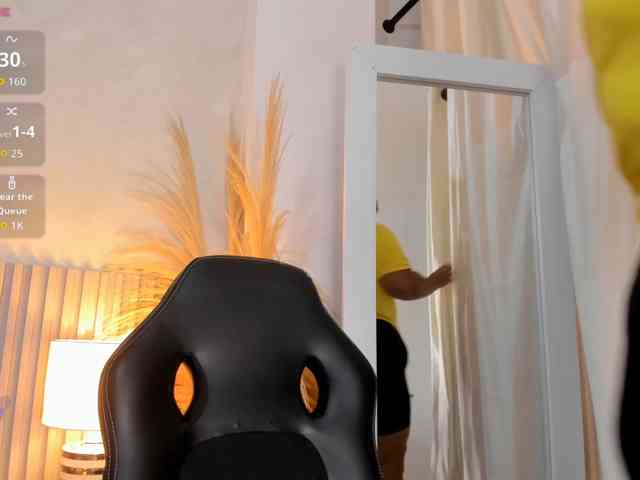 Kimiekaboom webcam